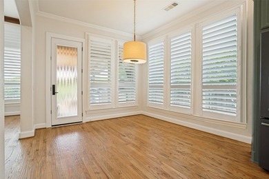 Welcome home to this stunning, move-in ready Huntington home - photo 13