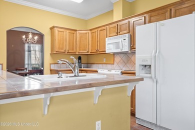Welcome home to the highly sought-after Northwood Hills - photo 14