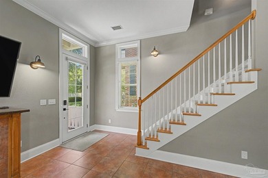 Beautiful custom home in Aragon! Main residence has a spacious - photo 5