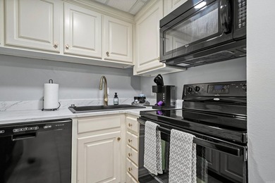 THE BEST DEAL IN BEACON MANOR! Welcome to your perfect lake - photo 16