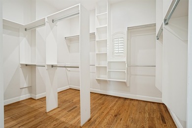 Welcome home to this stunning, move-in ready Huntington home - photo 20