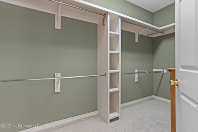 Welcome home to the highly sought-after Northwood Hills - photo 25