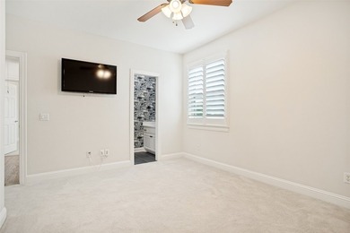 Welcome home to this stunning, move-in ready Huntington home - photo 25