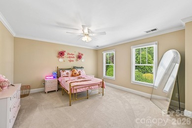 Welcome to this beautifully maintained, move-in ready home - photo 27