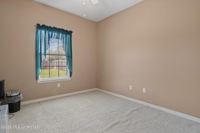 Welcome home to the highly sought-after Northwood Hills - photo 28