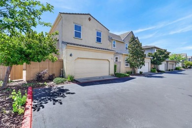 Welcome to this well-maintained home in Folsom's Parkway - photo 37