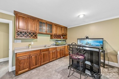 Welcome to this beautifully maintained, move-in ready home - photo 42