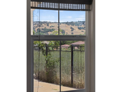 Welcome to this well-maintained home in Folsom's Parkway - photo 46