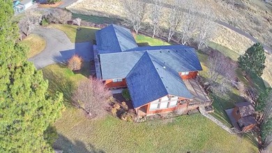 VIEWS, VIEWS, VIEWS!!! If you are looking for a fantastic home - photo 1