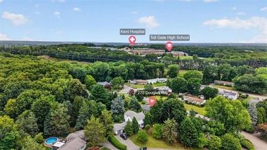 Welcome to Pilgrim Estates! Nestled on a beautifully manicured - photo 27