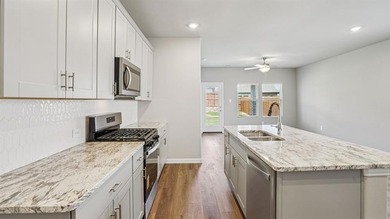 (private lake, pond, creek) Home Active Under Contract in Lavon Texas