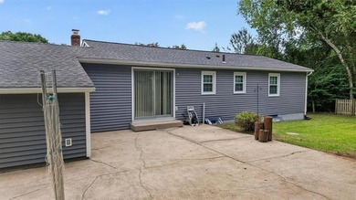 Welcome to Pilgrim Estates! Nestled on a beautifully manicured - photo 33