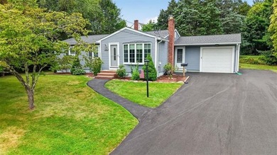 Welcome to Pilgrim Estates! Nestled on a beautifully manicured - photo 34