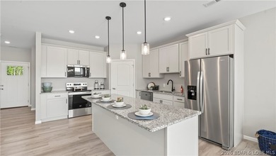 Discover the pinnacle of Lake of the Ozarks living at Niangua - photo 11