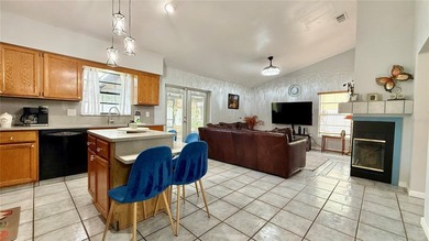NO HOA! Lovely home located in Buenaventura Lakes. 4 bedrooms - photo 14