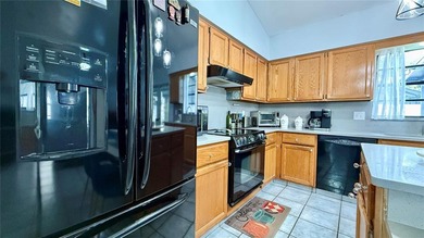 NO HOA! Lovely home located in Buenaventura Lakes. 4 bedrooms - photo 16