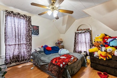 Fully rented three-unit property offering immediate income with - photo 17