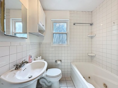 3 bedroom on nearly a quarter acre with no HOA and a real path - photo 20