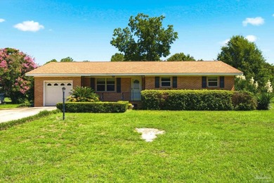 Welcome home to this well-maintained Pensacola property, ideally - photo 1