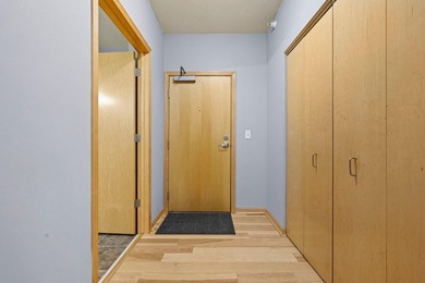 Discover this top floor condo offering over 1,300 square feet of - photo 4