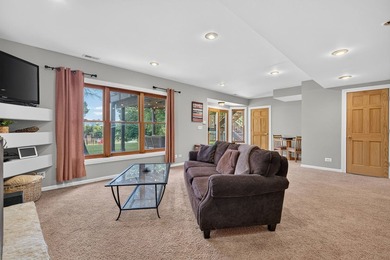 ## Luxury Meets Serenity in Mill Creek: A Waterfront Masterpiece - photo 32
