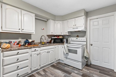Fully rented three-unit property offering immediate income with - photo 36