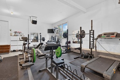 ## Luxury Meets Serenity in Mill Creek: A Waterfront Masterpiece - photo 37