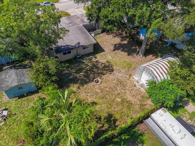 3 bedroom on nearly a quarter acre with no HOA and a real path - photo 38