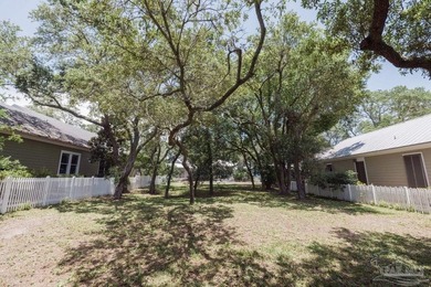 Nestled in the charming Driftwood community of Gulf Breeze - photo 3