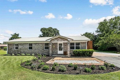 Rare Beulah/Bellview private compound with unparalleled utility - photo 3