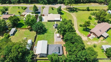 Rare Beulah/Bellview private compound with unparalleled utility - photo 6