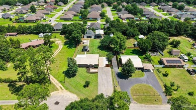 Rare Beulah/Bellview private compound with unparalleled utility - photo 8