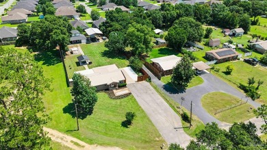 Rare Beulah/Bellview private compound with unparalleled utility - photo 9