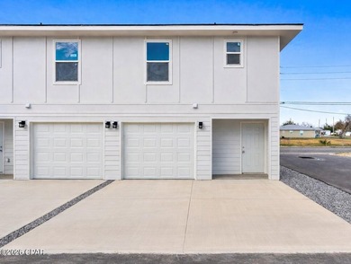 CURRENTLY UNDER CONTRACT, SELLER WILL CONSIDER BACKUP OFFERS - photo 3