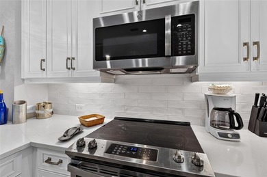 Welcome to this exceptional 2023 custom-built Venetian model - photo 23