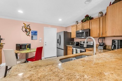Welcome to this spacious three-bedroom, two-and-a-half-bath - photo 23