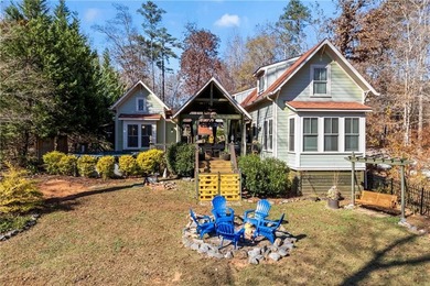 Lake Home For Sale in Eatonton, Georgia
