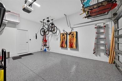 Welcome to this exceptional 2023 custom-built Venetian model - photo 46