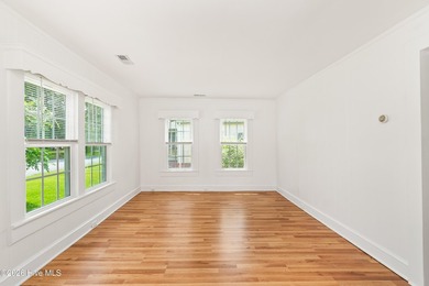 Welcome to 508 Hemlock St., a charming 2 bedroom, 1 bath home - photo 4