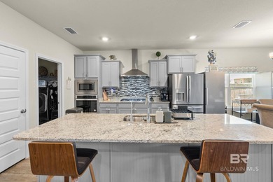 Gold Fortified, Beautiful and Well maintained residence in - photo 12