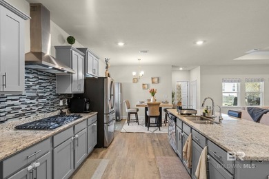 Gold Fortified, Beautiful and Well maintained residence in - photo 15