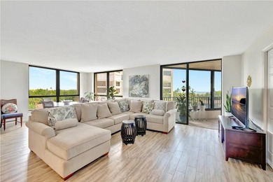 OCEAN VIEWS! Panoramic ocean views from this stunning 3 bedroom - photo 16