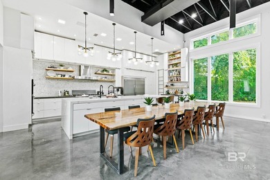 Discover unparalleled luxury in this stunning 6-bedroom, 6 - photo 17
