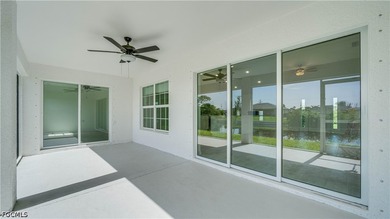 Incredible, like-new waterfront home situated on a freshwater - photo 20