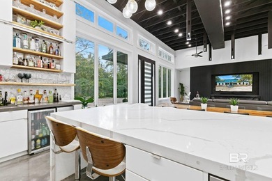 Discover unparalleled luxury in this stunning 6-bedroom, 6 - photo 24