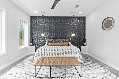 Discover unparalleled luxury in this stunning 6-bedroom, 6 - photo 33