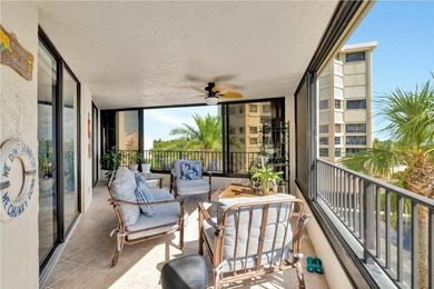 OCEAN VIEWS! Panoramic ocean views from this stunning 3 bedroom - photo 36