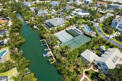 Beach lovers and boaters will appreciate this furnished - photo 37