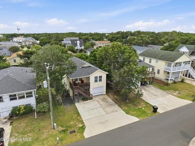 Bright and breezy 309 W Durham Street offers easy Outer Banks - photo 4