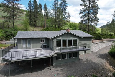On the edge of Kendrick, Idaho, this private 713+ acre property - photo 6